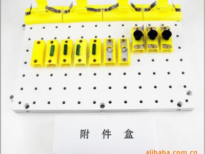 2303學(xué)生線路實(shí)驗(yàn)板演示線路實(shí)驗(yàn)板科學(xué)教學(xué)儀器教育工具廠家批發(fā)